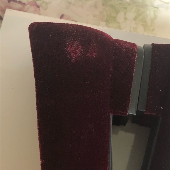 Vince Camuto Velvet Pumps - Picture 4 of 8